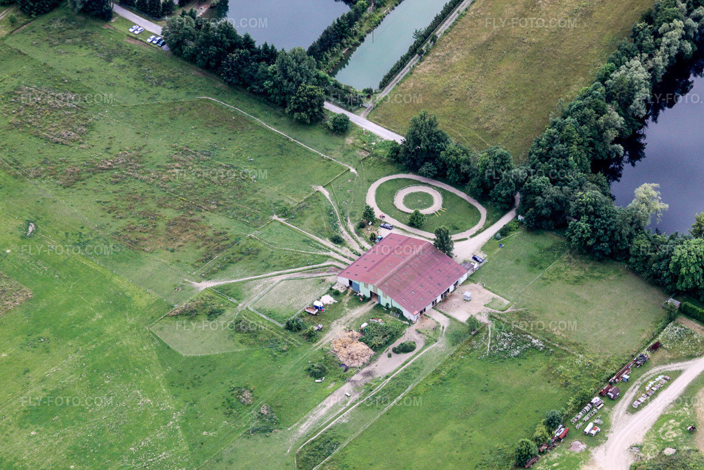 Aerial view: Forstfeld in Kesseldorf in the state Bas-Rhin, France. – Photo: IMG_19073.jpg taken on 06/20/2009 by Werner Riehm/FLY-FOTO.com – Resolution of the original: 4752 x 3168 px
