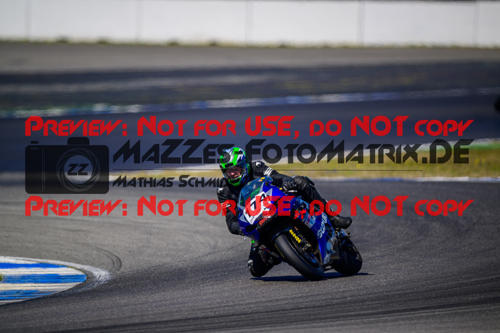 MaZZes_Fotomatrix_20250407_6007705_5376 | GELB