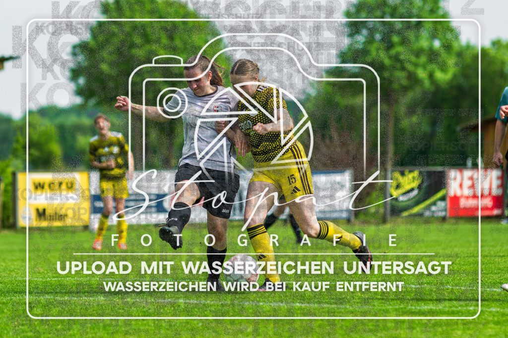 Kreisliga Damen HK/CE - SG Fulde vs. SG Nordheide | Alena Hemsath (SG Fulde#15), SG Nordheide; Kreisliga Damen HK/CE - SG Fulde vs. SG Nordheide am 10.05.26 in Fulder Zentralstadion, Fulde - Realisiert mit Pictrs.com