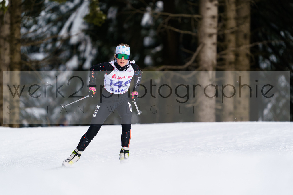 DSC Oberwiesenthal | Vom 19. - 21. Januar fand in der Sparkassen-Skiarena Oberwiesenthal der DSV E.INFRA Schülercup Biathlon statt.