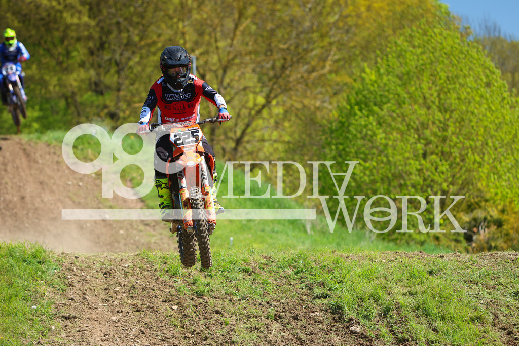 5E6A6428 | 989 MEDIAWORK