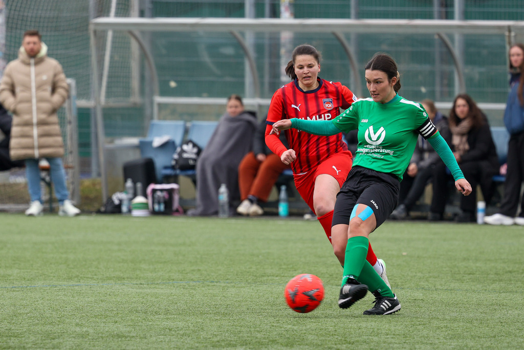 20260315-FCH-Steinheim_020 | 1.FC Heidenheim 1846 II vs. TV Steinheim, Fußball, Frauen, Bezirksliga, 2025/2026, 12. Spieltag, 15.03.2026 in Heidenheim, Kunstrasen b. Voith-Arena West(Foto: Michael Bulling) - Realisiert mit Pictrs.com