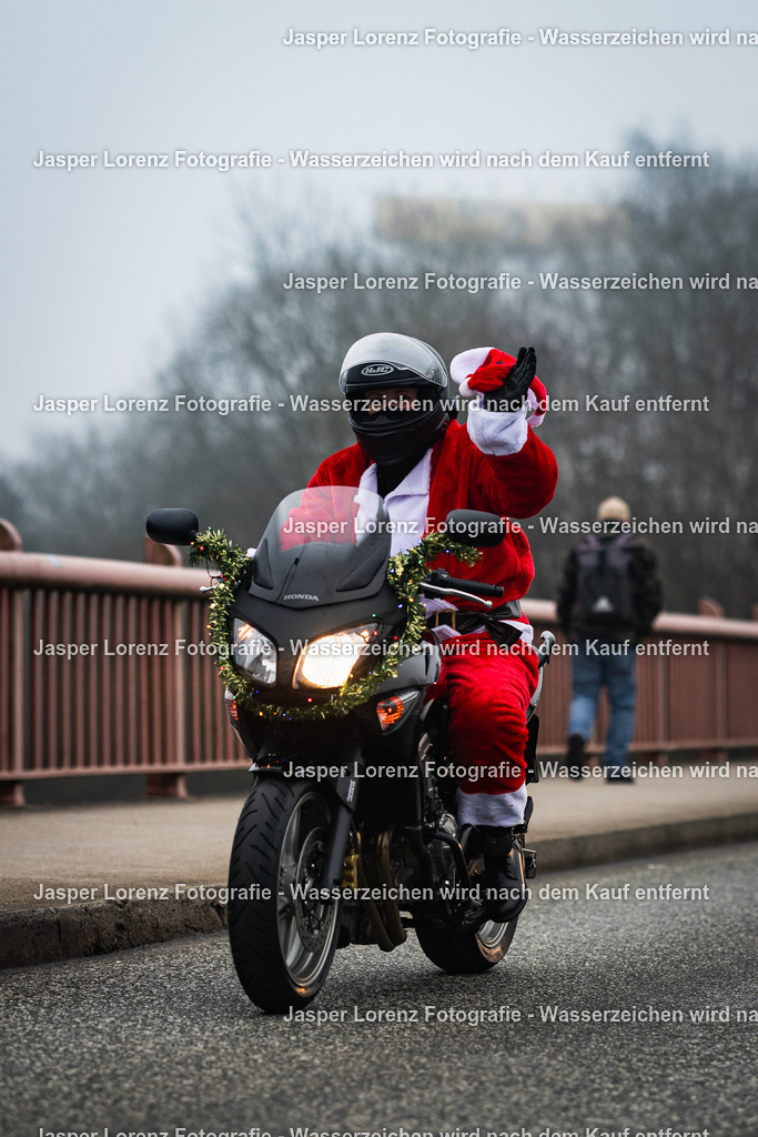 X-Mas Ride I Kiel I 2025 | Jasper Lorenz Fotografie - Realisiert mit Pictrs.com