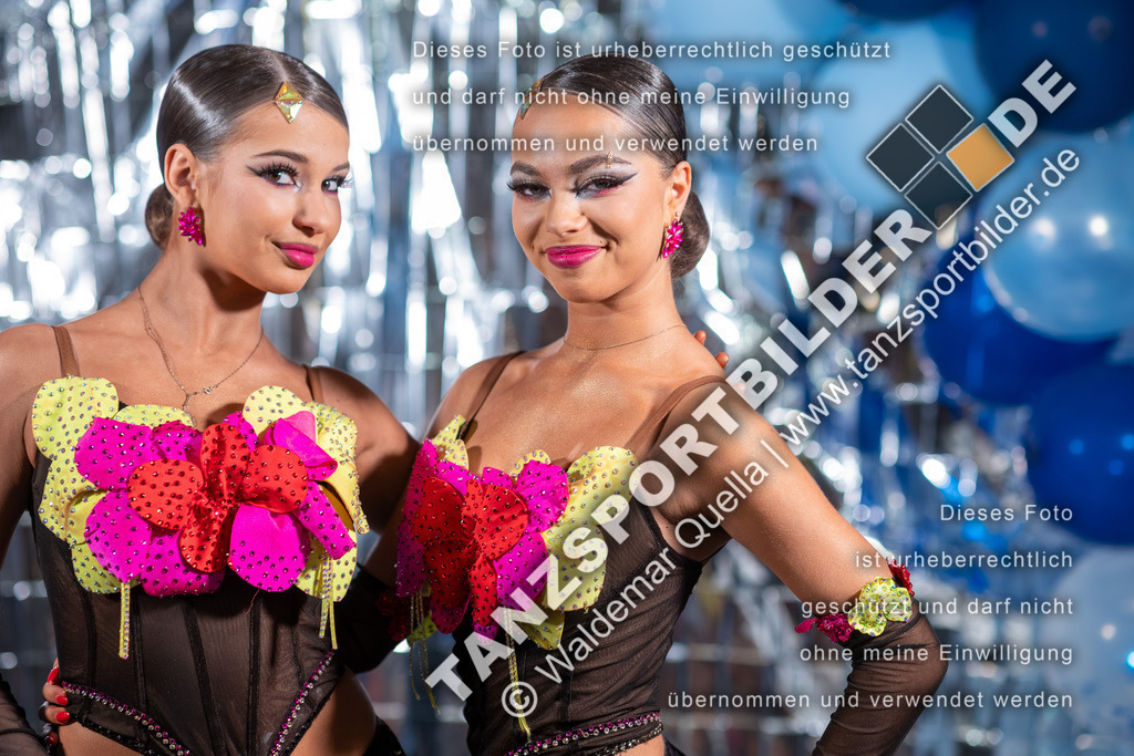 20260322-13663 | Hier finden Sie Tanz Bilder vom Latein und Standard Formationen tanzen. Sportbilder vom Tanzsport. Schöne Fotos und von Weltmeisterschaft, Europameisterschaft, Bundesliga, Regionalliga, Oberliga und Landesliga sowie von GOC Stuttgart, DanceComp, WM Bremen