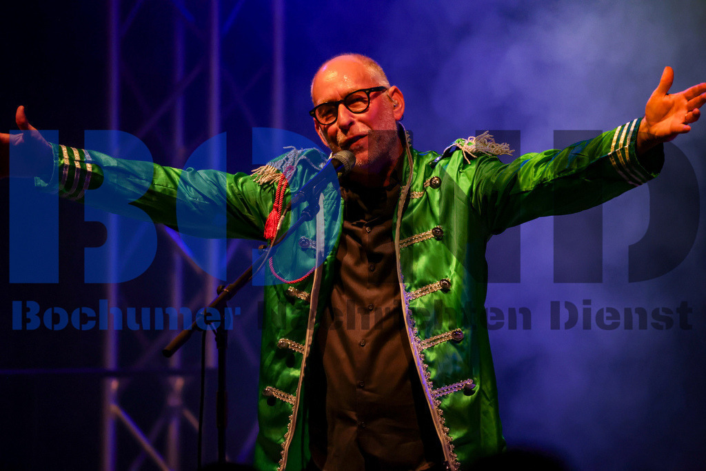 Zeltfestival Ruhr 2024 - Get Back / Beatles Tribute  {date} -  | {headline}(Foto: Sebastian Sendlak / BOND) - Realisiert mit Pictrs.com