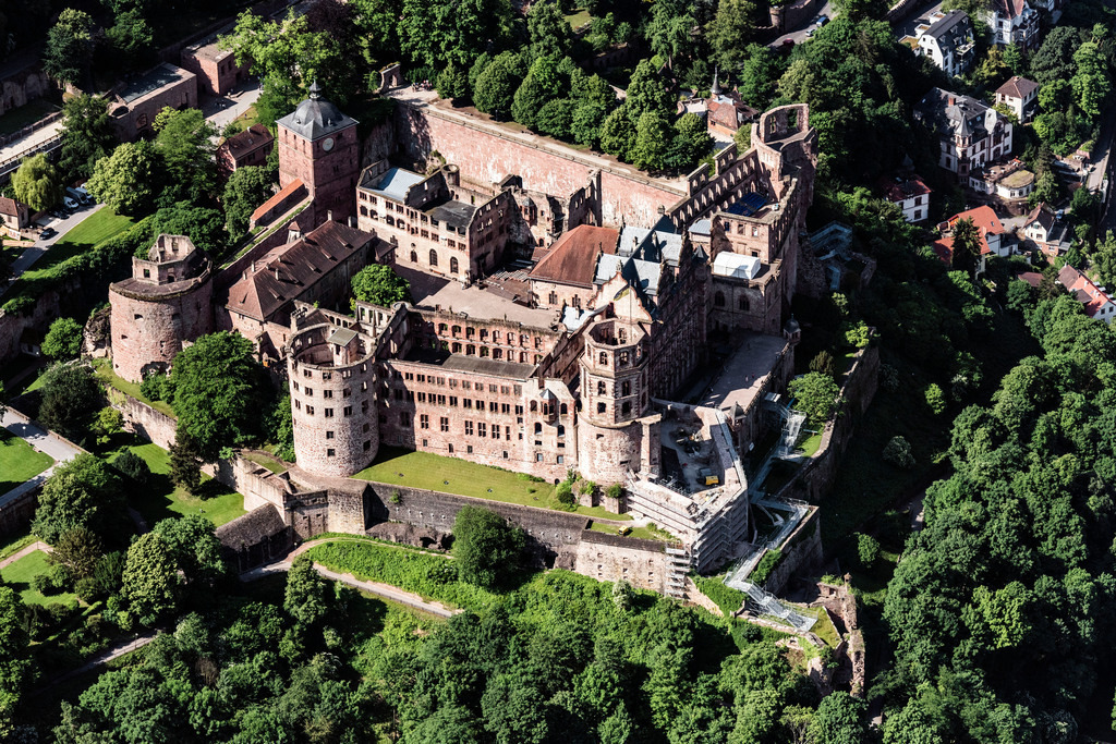 dr__0018022.jpg | HEIDELBERG 01.06.2017 Burganlage des Schloß Heidelberg in Heidelberg im Bundesland Baden-Württemberg, Deutschland. // Castle of Schloss Heidelberg in Heidelberg in the state Baden-Wuerttemberg, Germany. Foto: Daniel Reiter