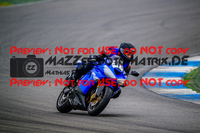 MaZZes_FotoMatrix_240614_6007705_3732 | INST