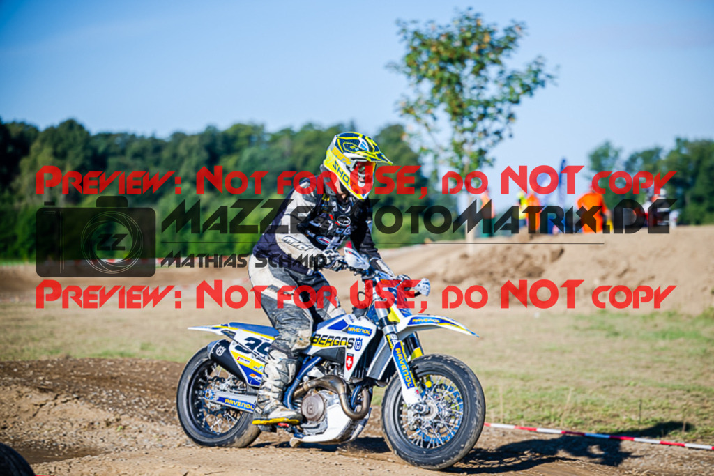 MaZZes_FotoMatrix_220904_2578 | S4