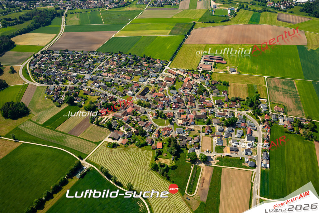 Das Luftbild zeigt Rengersricht Pyrbaum - Die Luftaufnahme wurde 2023 vom UL-Flugzeug aus erstellt ( keine Drohne ) - Hochauflösende Luftaufnahme - Für grossformatige Ausdrucke geeignet. Die Geschenkidee !Mit Lizenz und Bildrechte bestellbar