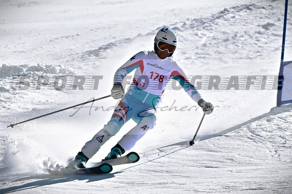 DSC_9523 | Kaufen Sie Sportbilder im Onlineshop von Andy Scherrer Sportfotografie. Faszinierende Bilder von Sportevents aus der ganzen Schweiz. Fussball, Frauenfussball, Unihockey, Handball, Schwingen und weiteren Sportarten. - Realisiert mit Pictrs.com