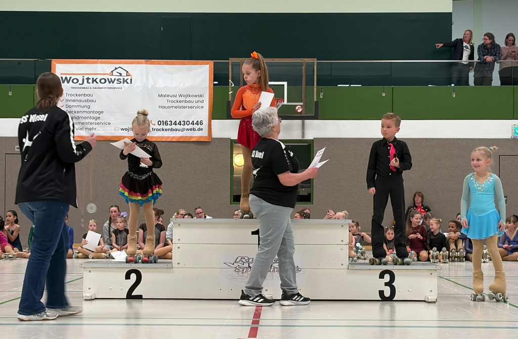 top-top.de 260323-240 | Foto, Video, Fotografie, Videografie, Fotobox, DJ, Discjockey, Musik, Musikbox, Veranstaltung, Photobooth, Amazon, Ebay, Buchtipp, Bestseller, Autor, Verlag, Buch, Wesel, Hamminkeln, NRW, Dinslaken, Rees, Drohne, Hochzeit, Party, Fotobox, Wesel, Fotograf