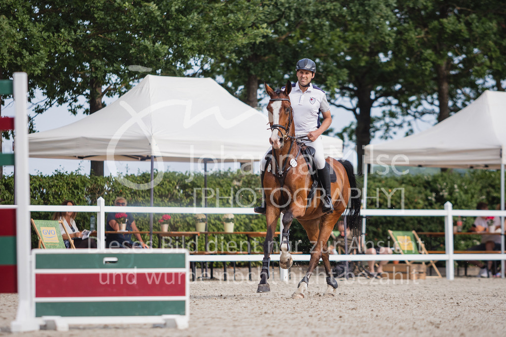 230616_Lemwerder_SprPf-Ageschl-814 | Deine schönsten Turniermomente als professionelle Fotos! Entdecke hochwertige Pferdesport-Fotografie im Online-Shop. Jetzt Fotos finden & bestellen!