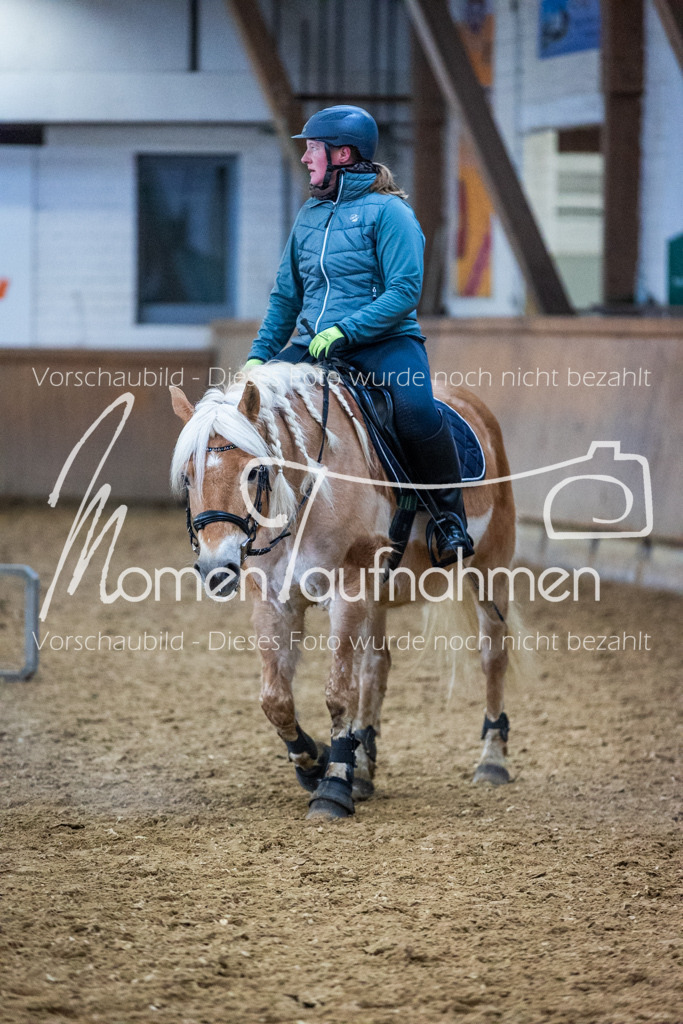 LehrgSth24-045 | MomenTaufnahmen Pferdesportfotos