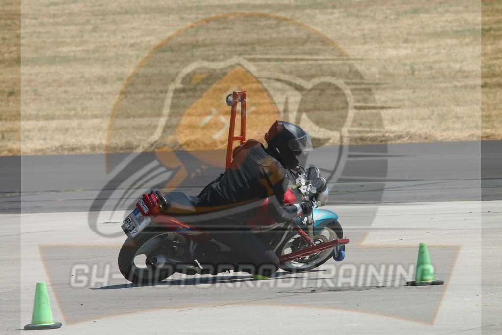 IMG_3131 | gh-motorradtraining-foto.de - Realisiert mit Pictrs.com