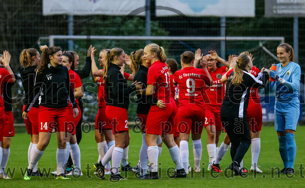 2023-10-21_017_FC_Forstern_gegen_FC_Ezelsdorf | Forstern, Deutschland, 21.10.2023:
Fußball, Frauen Bayernliga 2023 / 2024, 8. Spieltag, FC Forstern gegen FC Ezelsdorf, Endergebnis: 2:1

Foto: Christian Riedel / fotografie-riedel.net