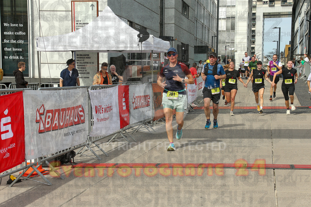 250920_1330_EX1_5086 | Sportfotografie im Rhein-Sieg Kreis, Köln, Bonn, NRW, Rheinland Pfalz, Hessen, etc. Unser Tätigkeitsfeld umfasst den Laufsport vom Volkslauf über den Marathon, Duathlon, Triathon bis zum Ultralauf wie Kölnpfad Ultra oder Schindertrail.
