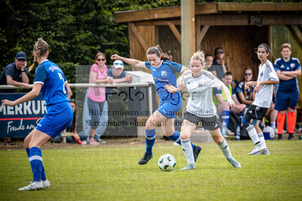 SG Bohmte/Ostercappeln/Schwagstorf - SV Harderberg - Frauen Bezirkpokal | Frauen Bezirkpokal · 1. Damen - 1. Damen · Sportplatz - Realisiert mit Pictrs.com