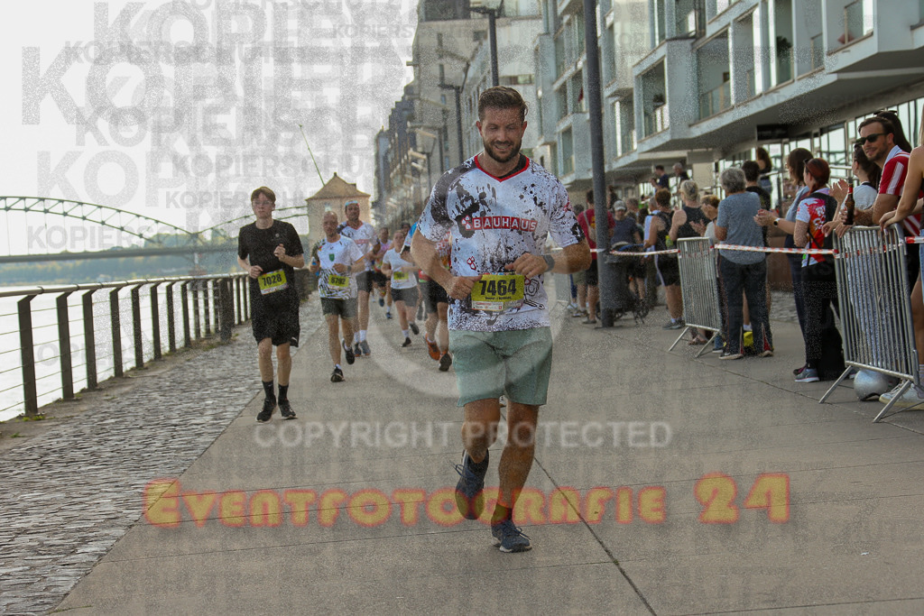 250920_1449_EX1_7702 | Sportfotografie im Rhein-Sieg Kreis, Köln, Bonn, NRW, Rheinland Pfalz, Hessen, etc. Unser Tätigkeitsfeld umfasst den Laufsport vom Volkslauf über den Marathon, Duathlon, Triathon bis zum Ultralauf wie Kölnpfad Ultra oder Schindertrail.