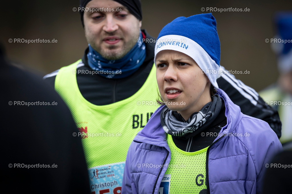 Bonner Nikolauslauf in Bonn, 08.12.2024 | Impressionen vom Bonner Nikolauslauf am 08.12.2024 in Bonn (Freizeitpark Rheinaue). Foto: BEAUTIFUL SPORTS/Axel Kohring