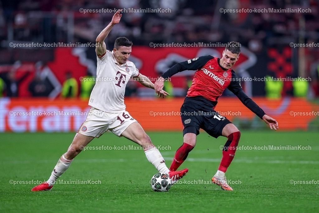 UCL11032502271 | 11.03.2025, Fußball, UEFA Champions League, Bayer 04 Leverkusen - FC Bayern München, Achtelfinale Rückspiel, BayArena, Saison 2024 2025: Joao Palhinha (FC Bayern #16) im Zweikampf gegen Patrik Schick (Bayer04 Leverkusen #14)DFB regulations prohibit any use of photographs as image sequences and or quasi-video.