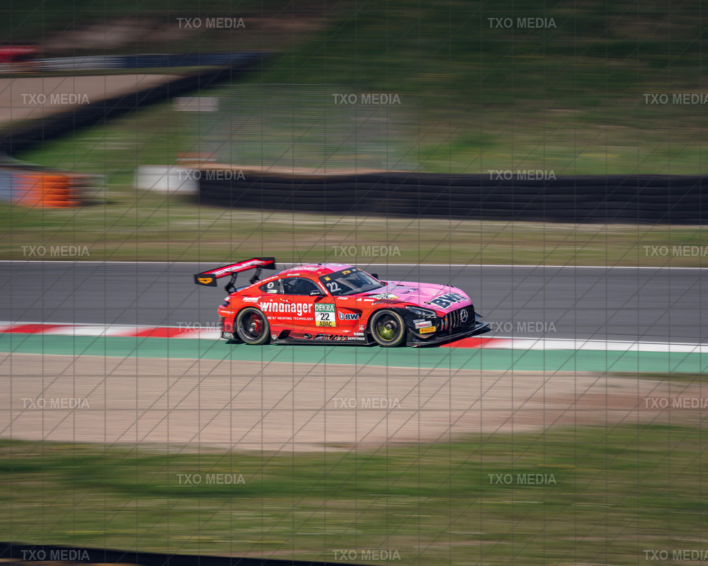TXM06943 | Exklusive Motorsport-Fotografie aus Leipzig von TXO Media – für Rennfahrer, Teams & Sponsoren. Sausemuth liefert starke Bilder, die Emotion zeigen. Jetzt buchen & glänzen! - Realisiert mit Pictrs.com