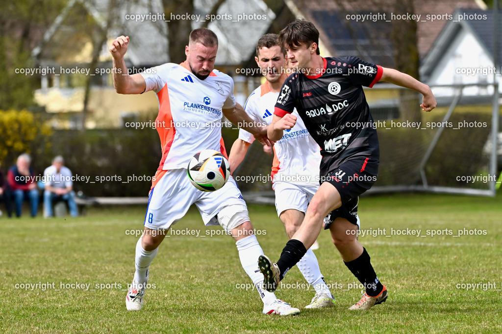SV Rothenthurn vs. FC Dölsach | #8 Silvio Mandl FC Dölsach, #31 Fabio Norbert Daxer SV Rothenthurn, SV Rothenthurn vs. FC Dölsach, SV Rothenthurn vs. FC Dölsach am 04.04.2026 in Rothenthurn (Sportplatz Rothenthurn), Austria, (Photo by Bernd Stefan)