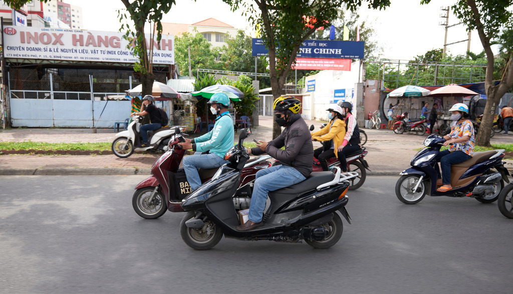 Motobikes in HCMC in Vietnam | G-VBJNHHY5Q4 #phowoto #wolfgang #weber #Hamburg #germany #photography #sell #picturestobuy #buy #pictures #sell #sport #travel #architecture #city #street #makro  - Realisiert mit Pictrs.com