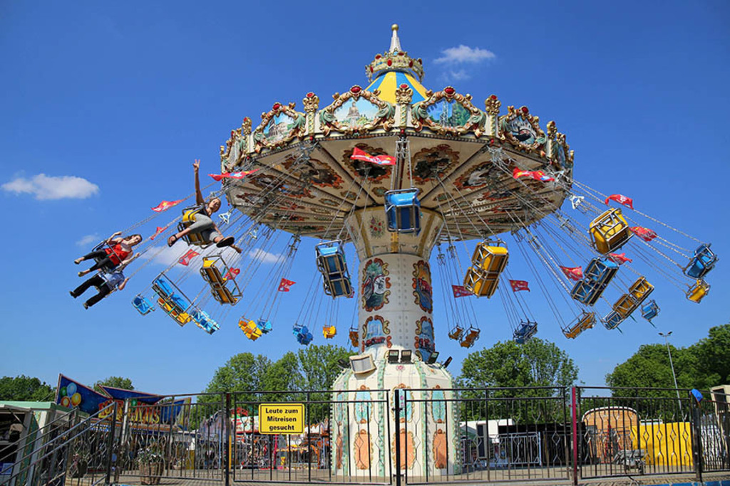 Foto: Leipzig - Leipziger Kleinmesse | Das Team hinter BILDLEXIKON LEIPZIG bündelt historische wie aktuelle Informationen über die Stadt Leipzig in Text und Bild auf einer Plattform und stellt diese der interessierten Öffentlichkeit zur Verfügung.