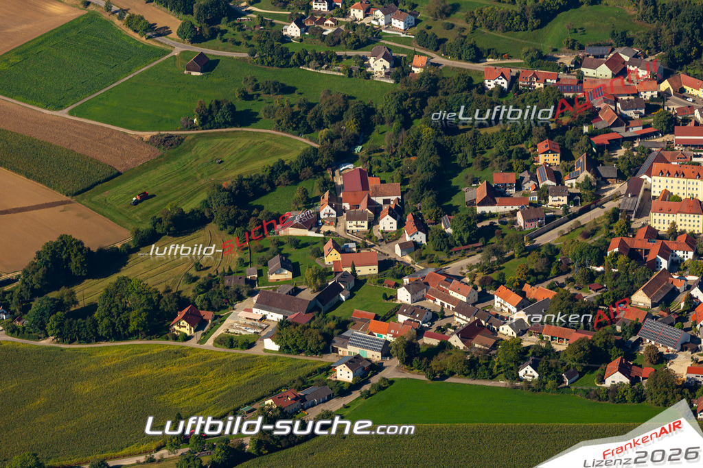 Aktuelles Luftbild von Schweinspoint Marxheim Kauf mit Lizenz / Bildrechten möglich- Die Luftaufnahme wurde 2021 mittels UL-Flugzeug erstellt ( keine Drohne ) - hochauflösende Kamera-Systeme von  Canon -Beste Qualität - Für grossformatige Ausdrucke geeignet. Die Geschenkidee !