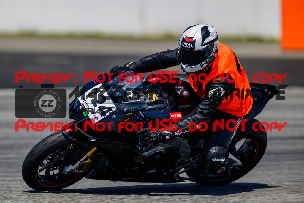 MaZZes_FotoMatrix_240520_6021986_1840 | INST