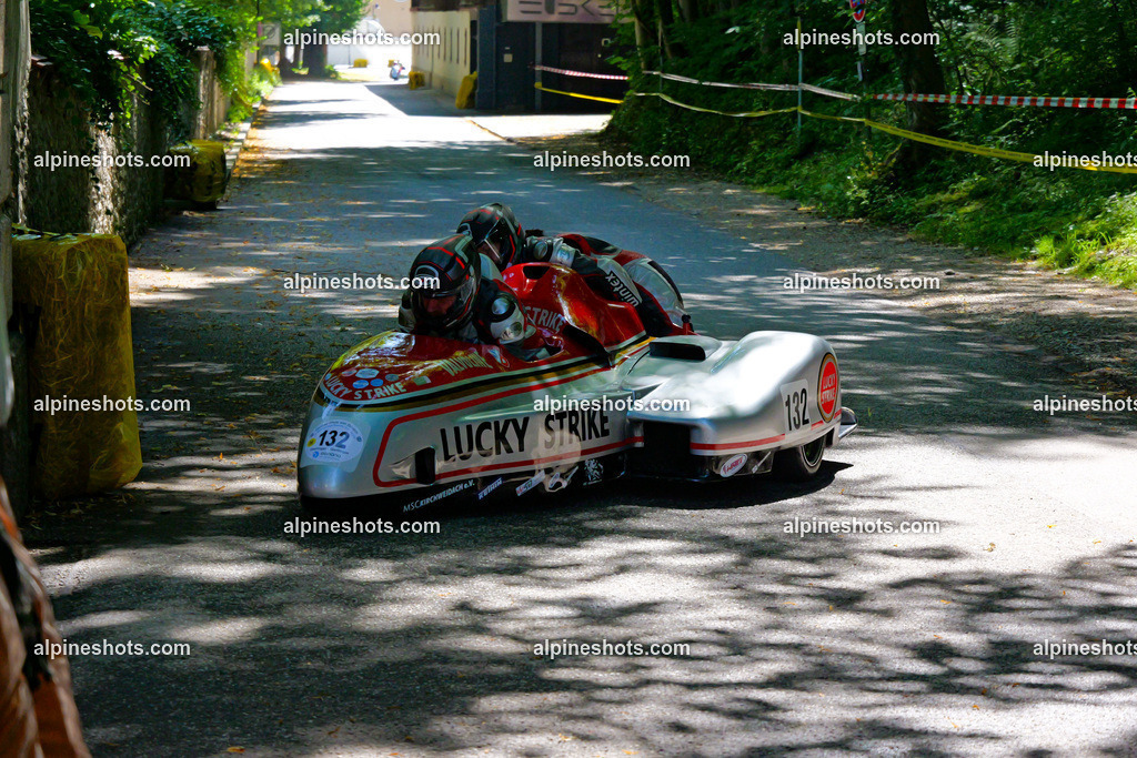 P1026568 | Erleben Sie atemberaubende, hochqualitative Fotos Ihrer Fahrt entlang der malerischen Alpenstraßen. Besuchen Sie alpineshots.com, um professionelle Aufnahmen Ihrer unvergesslichen Reise zu finden und zu kaufen - Realisiert mit Pictrs.com