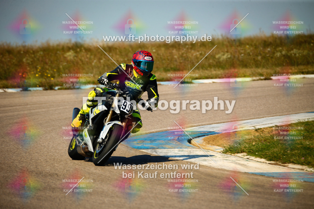 _MOT8973 | Hier findet Ihr Bilder von Touristenfahrten auf der Nürburgring Nordschleife oder von anderen Veranstaltungen die ich besucht habe. Viel Spass beim Durch Schauen 