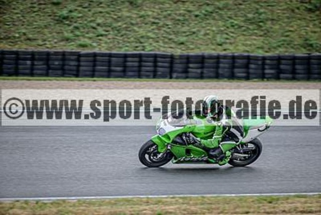 pube2935 | Professionelle Fotos von Sportveranstaltungen, aber auch Hochzeiten und anderen Events. - Realisiert mit Pictrs.com
