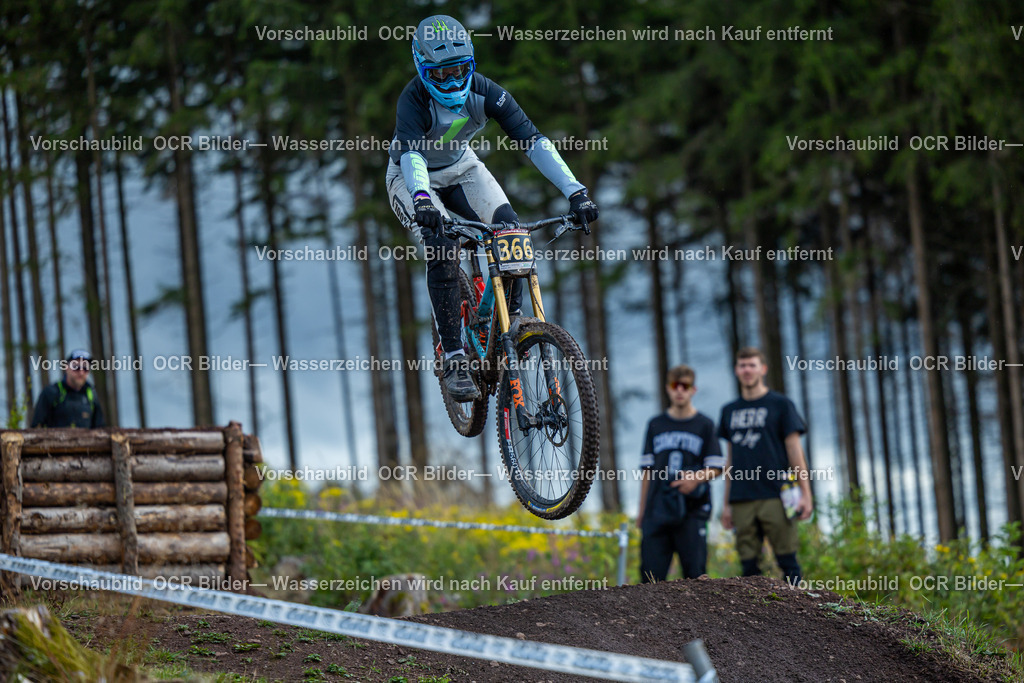 IXS Downhill Ilmenau Samstag R6-1797 | OCR Bilder Fotograf Eisenach Michael Schröder