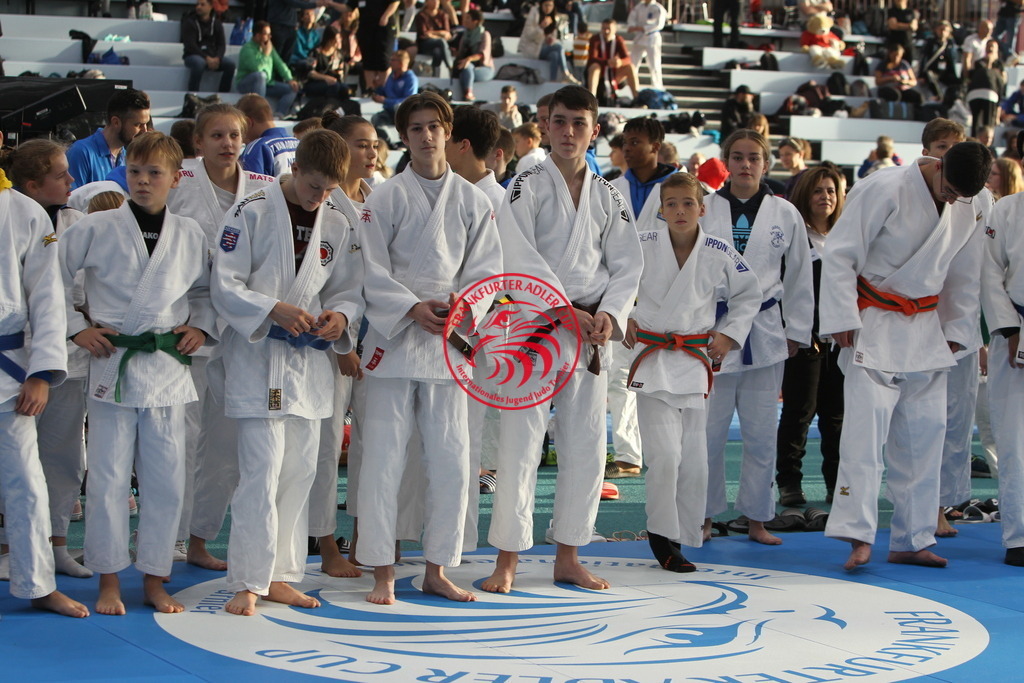 JT6F9435 | Fotos vom Adler Cup - Pictures from Adler Cup

Hier findet Ihr alle Eindrücke und großen Momente der Adler Cup Wochenenden. Here you will find all impressions and great moments of the Adler Cup weekends. - Realisiert mit Pictrs.com