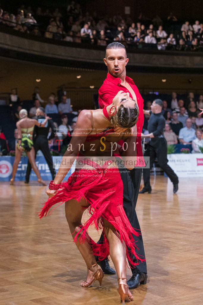 20250819_WDSF-SGP-Latin_1617 | Tanzsportbilder, Standardtanz, Lateintanz, WDSF, DTV, LTVB, dancecomp, goc, hessen tanzt, blaues band der spree, walzer, tango, wiener walzer, slowfox, quickstepp, samba, rumba, cha-cha-cha, paso doble. jive, hd-kroft photography, turniertanzsport