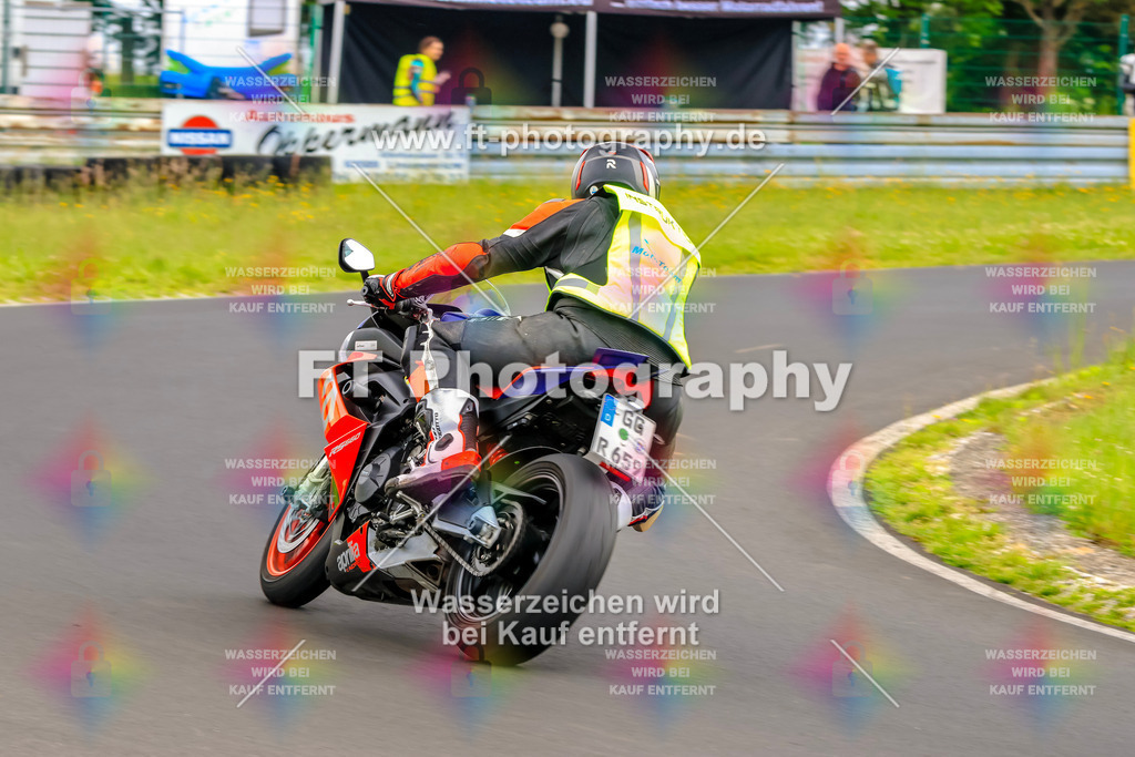 VBK-7640 | Hier findet Ihr Bilder von Touristenfahrten auf der Nürburgring Nordschleife oder von anderen Veranstaltungen die ich besucht habe. Viel Spass beim Durch Schauen 