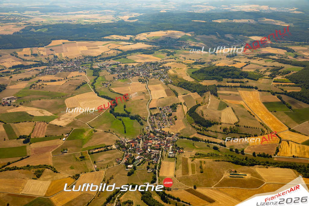 Die Luftaufnahme Mittelaschenbach - Nüsttal wurde 2022 vom Flugzeug aus (keine Drohne) erstellt. Hohe Auflösung -für große Poster und Wandbilder geeignet - Garantiert!
