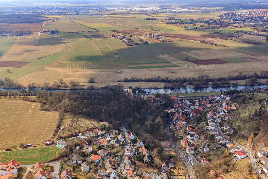 Luftbild: Dorf am Mainufer im Ortsteil Mainberg in Schonungen im Bundesland Bayern in Deutschland. Foto: IMG_56256.jpg vom 07.04.2013 durch Werner Riehm/FLY-FOTO.de