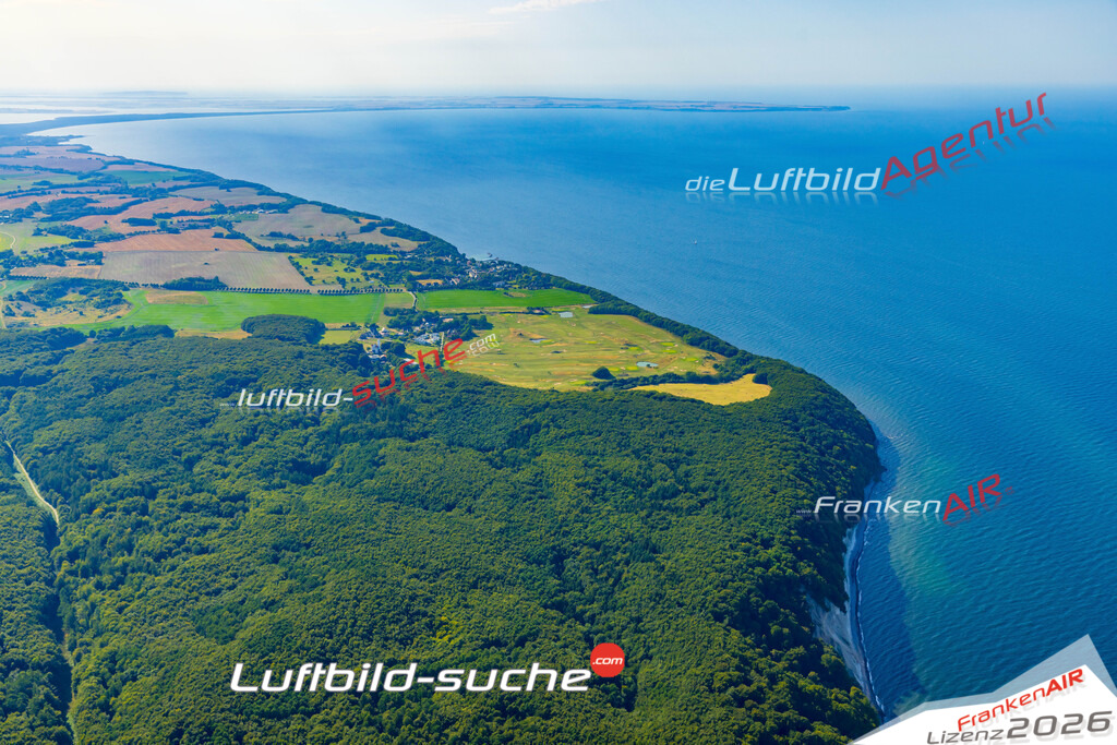 Ranzow Lohme Bild- Das Luftbild wurde 2025 vom UL-Flugzeug heraus erstellt ( keine Drohne bzw. Drohnenaufnahme ) - Hochauflösende Luftaufnahme -Nicht vergleichbar mit Google Maps oder Satelittenbilder- Die Geschenkidee !Mit Lizenz und Bildrechte bestellbar - CC