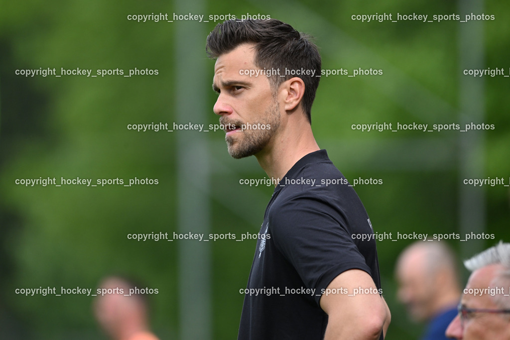 ATUS Velden vs. SV Dellach Gail | Headcoach ATUS Velden Marcel Günther Kuster, ATUS Velden vs. SV Dellach Gail, ATUS Velden vs. SV Dellach Gail am 03.05.2025 in Velden (Wald Arena Velden), Austria, (Photo by Bernd Stefan)