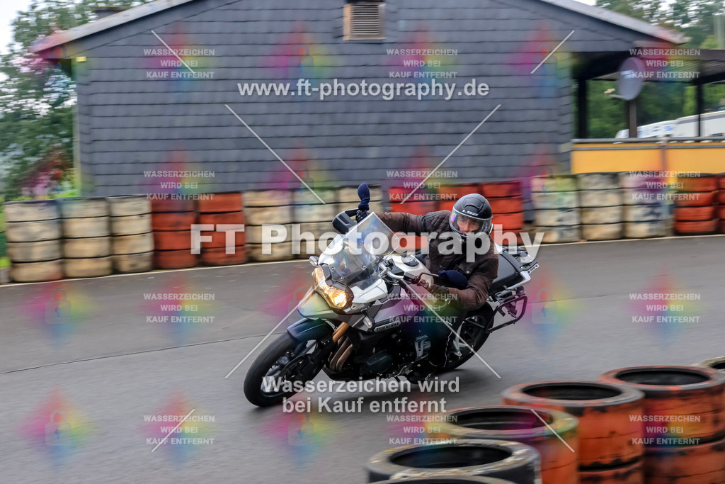 _TCM3120 | Hier findet Ihr Bilder von Touristenfahrten auf der Nürburgring Nordschleife oder von anderen Veranstaltungen die ich besucht habe. Viel Spass beim Durch Schauen 