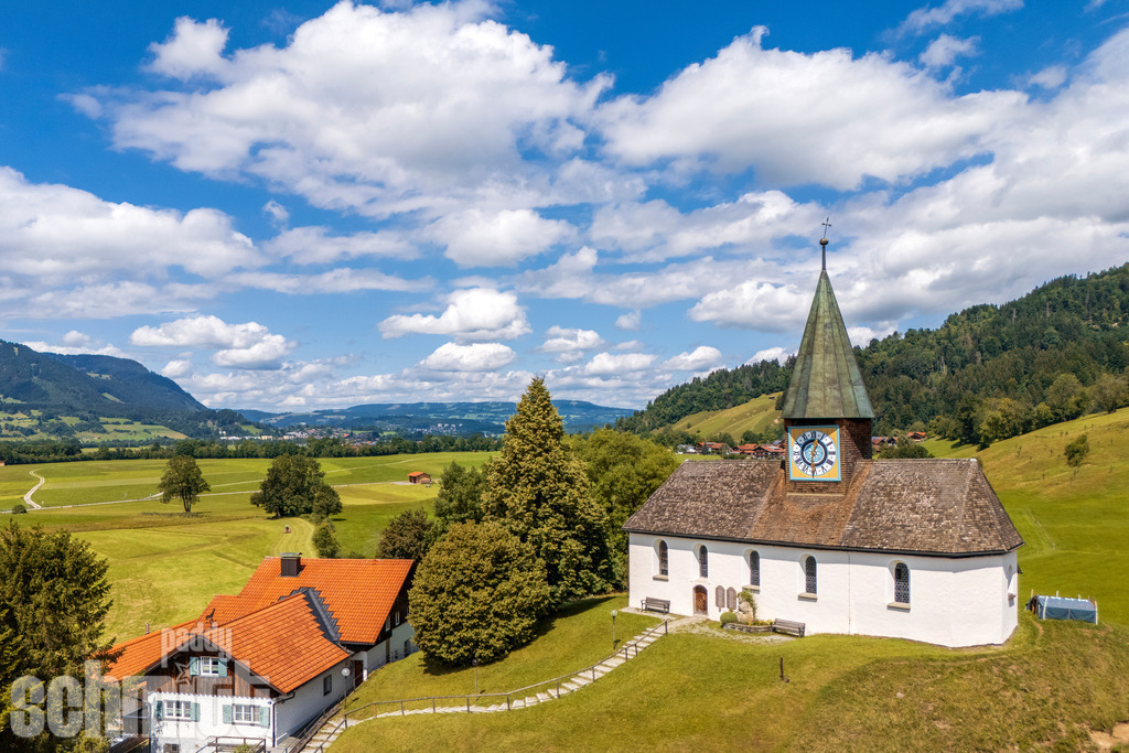 PS-Sonthofen-2026-02 | Entdecke die größte Bildgalerie der Region mit Fotografien aus dem Allgäu, der Bodenseeregion, Oberschwaben, dem Donautal und der Schwäbischen Alb. Landschaften, Luftaufnahmen und Reisefotografie als Wandbild und Fotokunst. - Realisiert mit Pictrs.com