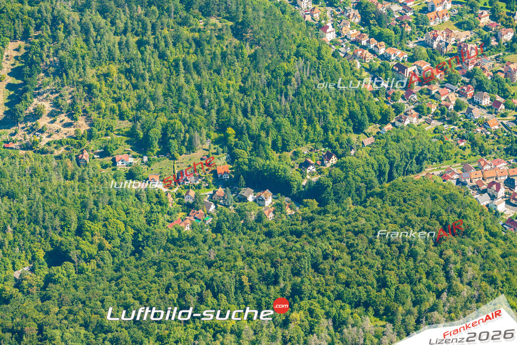 Luftbild der Stadt Meiningen - Die Luftaufnahme wurde 2025 vom UL-Flugzeug heraus erstellt ( keine Drohne ) - Hochauflösende Luftaufnahme - für professionelle Ausdrucke geeignet. Die Geschenkidee !Hier alle&nbsp;Infos zur Lizenzierung der LuftaufnahmeWir fliegen auch dieses Jahr wieder in Ihre Region um Luftbilder zu erstellen.- Luftbild anfragen
