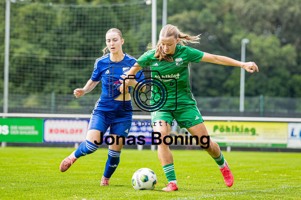 Fußball I Frauen I Saison 2026-2027 I Oberliga Niedersachsen I 1. Spieltag I TuS Lutten - BW Hollage I 52988 | jns.sportfotos - Realisiert mit Pictrs.com