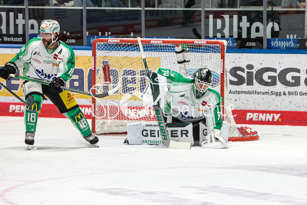 Augsburger Panther - Bietigheim Steelers | Sami AITTOKALLIO (SCB #74) begraebt einen Puck unter sich