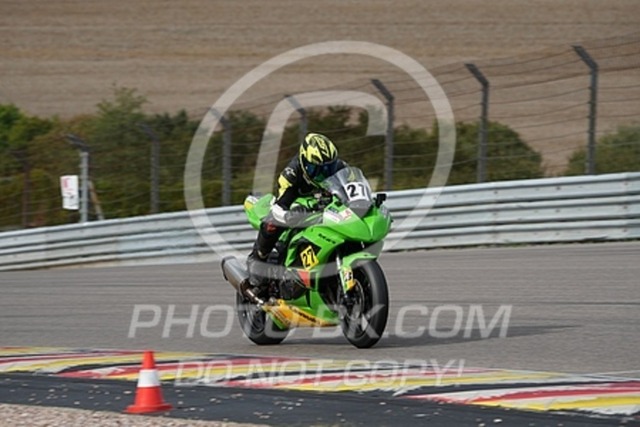 2023_09_19_PBK_21715 | Sportfotografie; SlowMotion; Video; Rennstrecke; Hafeneger; Speer; Racing; RSE; BMW; CBO; Trackday; Motorsportarena; Hockenheimring; Brno; Most; Barcelona; Valencia