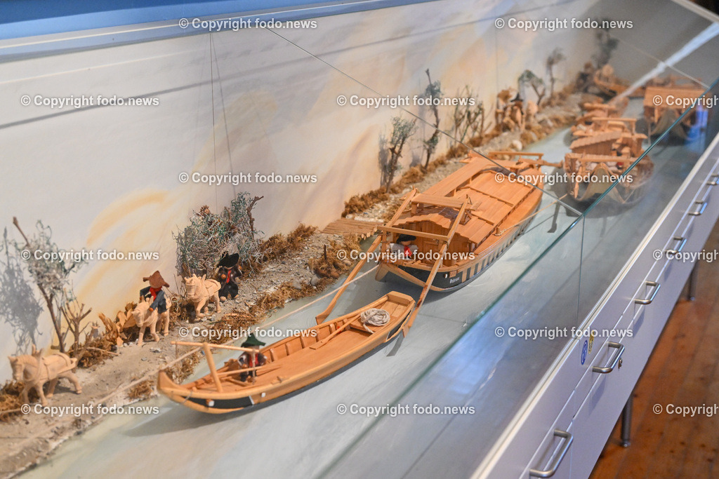 Mauthausen_ Schloss Pragstein_ 25.07.2023-3 | 25.07.2023, Mauthausen, AUT, Schloss Pragstein, im Bild Donautransport