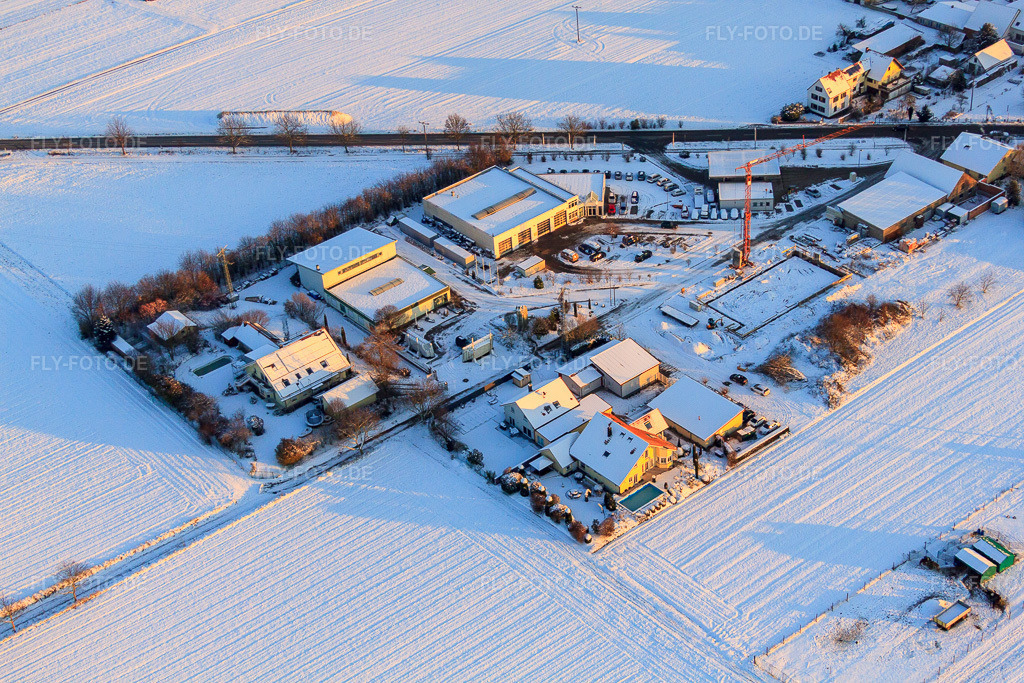 Luftbild: Karlshöhlchen im Winter bei Schnee in Freckenfeld im Bundesland Rheinland-Pfalz in Deutschland. Foto: IMG_54765.jpg vom 08.12.2012 durch Werner Riehm/FLY-FOTO.de