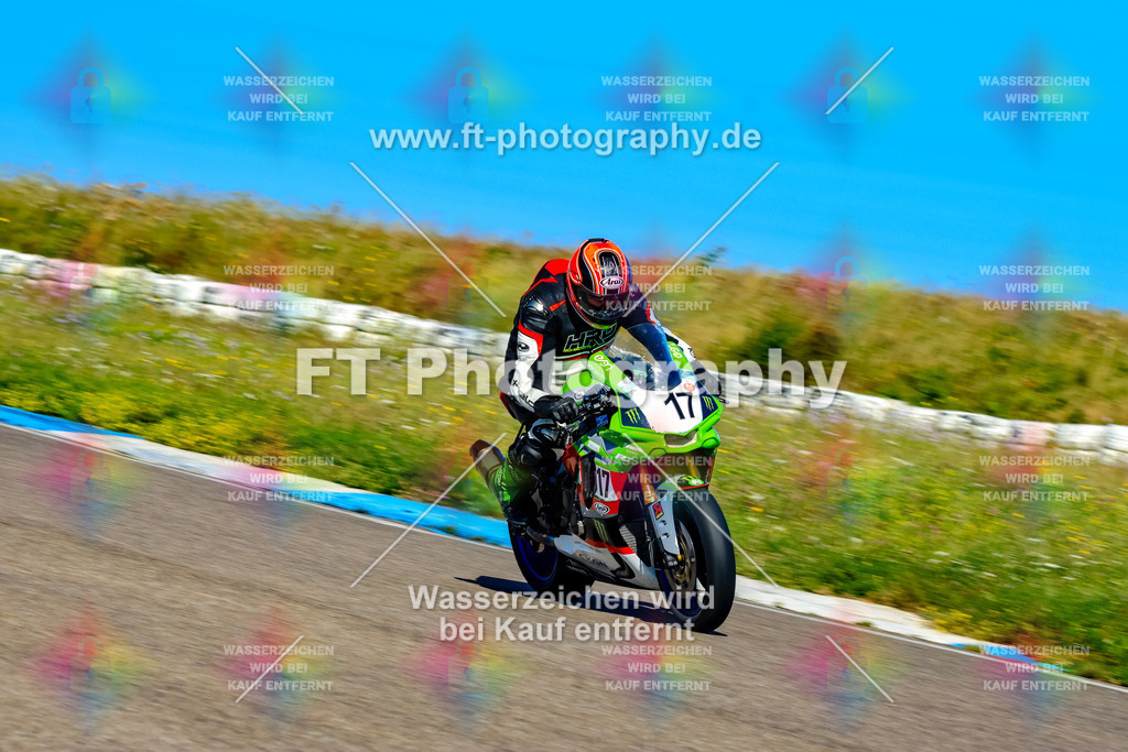 017-2250 | Hier findet Ihr Bilder von Touristenfahrten auf der Nürburgring Nordschleife oder von anderen Veranstaltungen die ich besucht habe. Viel Spass beim Durch Schauen 